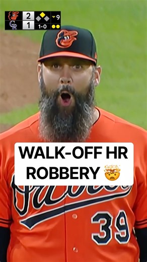 Colton Cowser ended the game with a robbery 😱