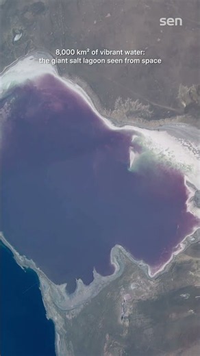 Kara-Bogaz-Go, Turkmenistan. A vast, shallow lagoon nearly 30 times saltier than the Caspian Sea. 🌍