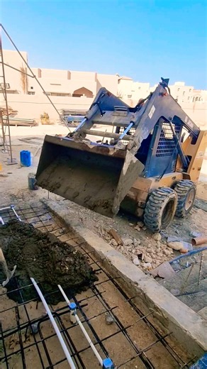 Powerful Bobcatike a Mixer #viral