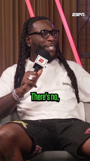 Manchester United is in Burna Boy's blood ⚽