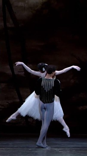 A love that has endured for generations 🤍 (Natalia Osipova and Carlos Acosta) #RoyalBalletAndOpera
