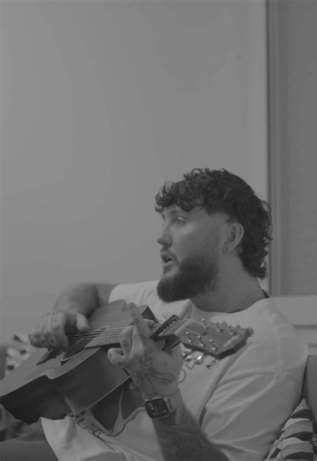 Warming the vocal cords backstage with an old ditty, we shoulda took Trent, Palmer, Hall and Maguire. Say you won’t let go England x