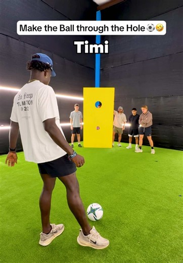 Perfect pass challenge ⚽️😂 | Football Challenge