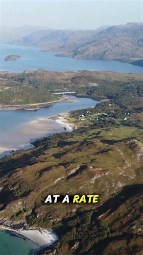 This Small Scottish Town Reports 300 UFO Sightings Every Single Year! 🛸