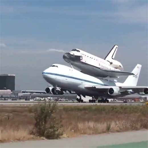 NASA's "Piggyback" Landing: The Shuttle's Final Touchdown