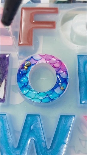 resin letters canva editable template is available in my etsy shop. link in my bio 🌸 #resin #diy