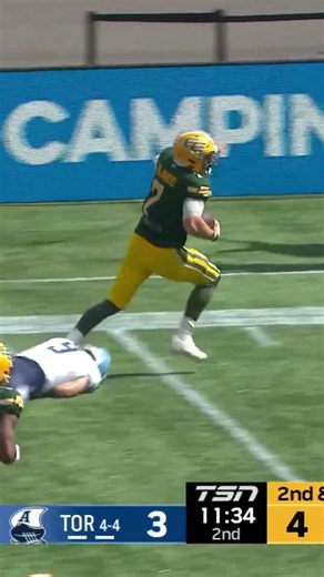 Cody Fajardo doing his best Justin Rankin impression 🏃