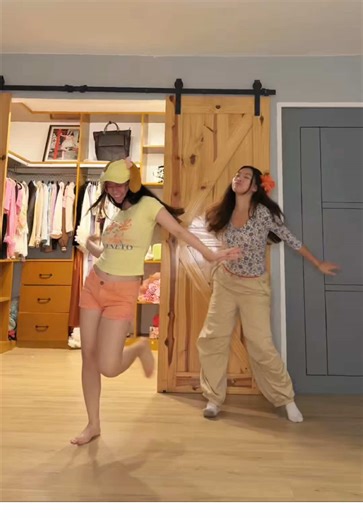 Experience the Essence of Our Lush Life