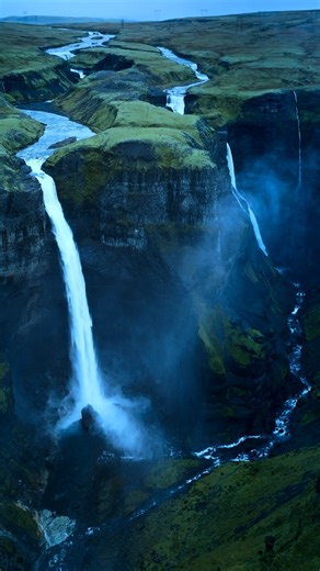Iceland — where water never stops moving, even when everything else stands still. It’s not just a waterfall — it’s the sound of the island breathing, a pulse shaped by ice, fire, and time. Stand close enough, and you’ll feel how alive the earth still is. 📸 Follow @ronald_soethje for more cinematic northern moods. Save this if raw nature still takes your breath away. #Iceland #Waterfall #EpicLandscapes #CinematicNature #NordicMood WildNorth NaturePhotography LandOfFireAndIce | soethje.com