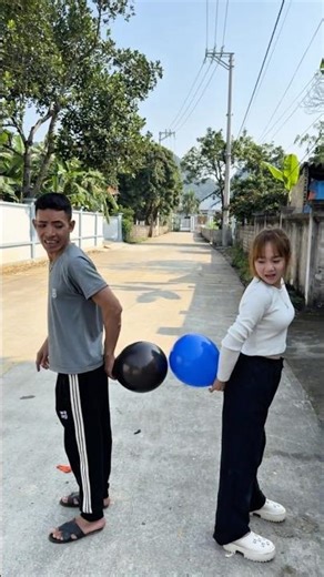 Kid Plays with Balloons | Cute & Funny Moment 🎈😂#couple #martialarts #shorts