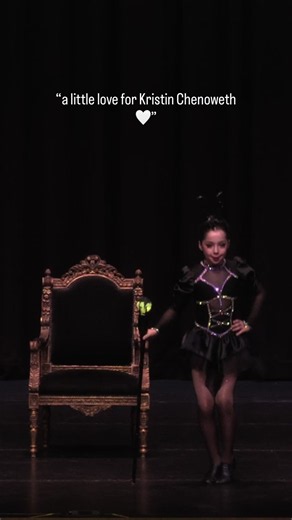 Just a girl who loves @Kristin Chenoweth #musicaltheatre #disneydescendants #wicked #kristenchenoweth