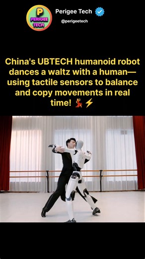 China's Humanoid Robot Dances With a Human in Real Time! 🇨🇳🤖💃