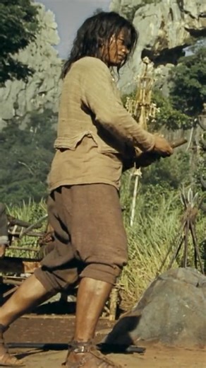 INSANE Sword Fight! Tony Jaa vs Japanese Swordsman 🗡️🥋 | Ong Bak 2