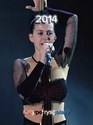 Katy Perry - Dark Horse 2014 vs 2015 🏆🫶