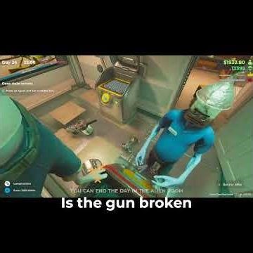 Trying to Hide From Aliens Gone WRONG #GameGlitch