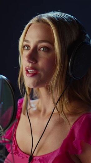 Lili Reinhart as Persephone just makes so much sense 🌸 | lili reinhart