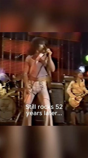 No bells, no whistles, just pure, unfiltered rock. #badcompany #1974