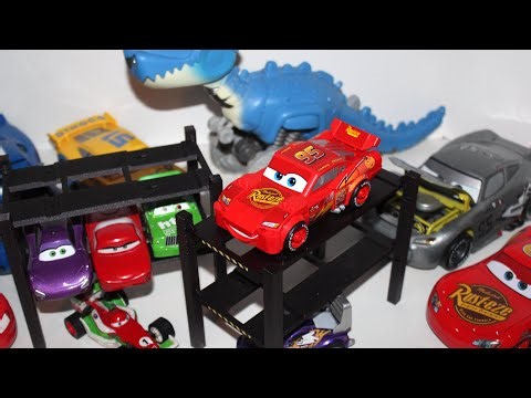 How to Display Large Lightning McQueens - LEGO Speed Champions, Disney Store, Jada