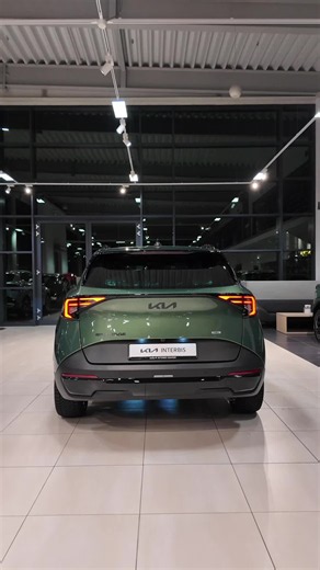 Kia Sportage 1.6 T‑GDi 239KM HEV Black Edition Experience Green