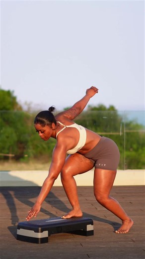 Stepper HIIT: 15 reps × 3 sets workout