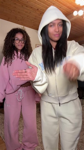 About to leave for the airport 😢 | airport