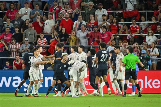 Watch: Benches clear as USMNT and Chile fight near end of friendly