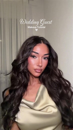 Complete Guide to Layering Makeup for a Glamorous Look