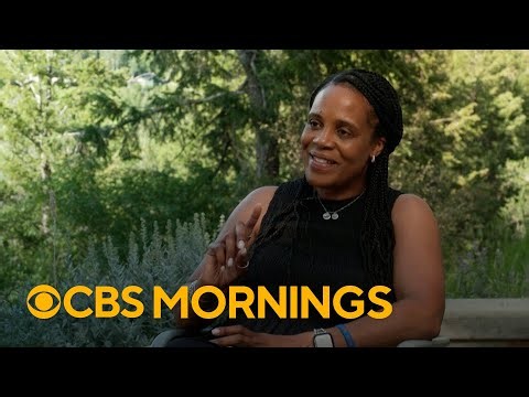 Jalen Brunson's mom, Sandra, on what she told him about leadership