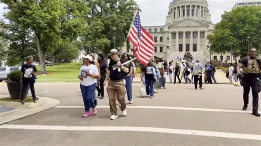 Voting rights activists protest redistricting at Mississippi rally