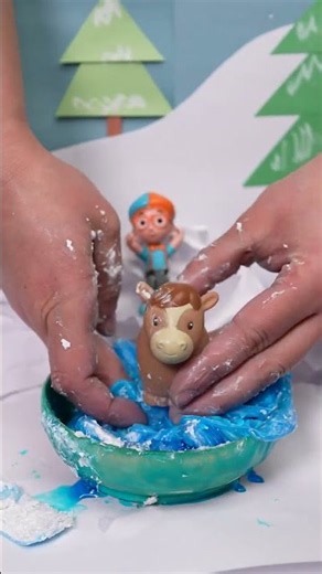 How Is A Snowflake Made? ❄️🌨️ #blippi #snow