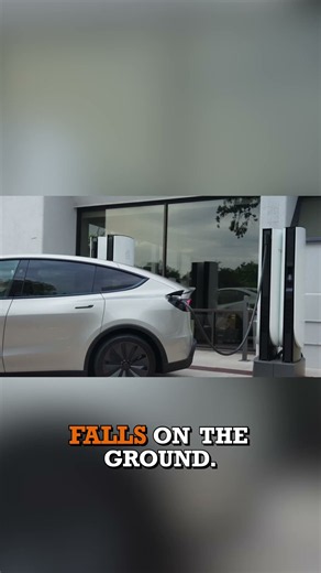 Tesla Now Lets You Drive Away While Still Plugged In to a Supercharger