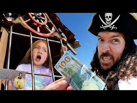 LAST to LEAVE part 2 - Adley in Jail on SURViVOR PiRATE iSLAND!! Two people get out! Niko eats Pizza