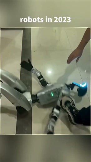 You haven't seen this footage of the robots!🤖