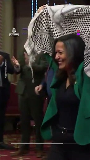 Quebec separatist lawmaker raises keffiyeh in support of Palestine | AJ #shorts