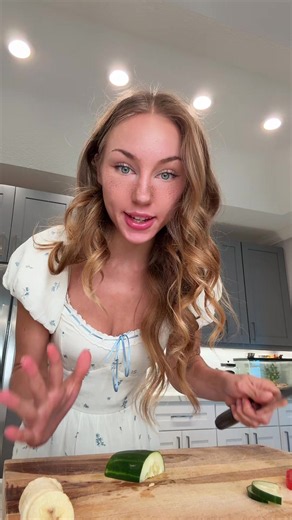 The phrase that women use as an exaggerated insult is actually my dream lifestyle. I can’t imagine being allowed to take care of my family and children without the worry of a 9-5 or corporate life. More women are waking up to the reality that is the working woman and realizing it isn’t all that it was cracked up to be #traditionalwoman #tradwife #familylife #modernwomen #feminism