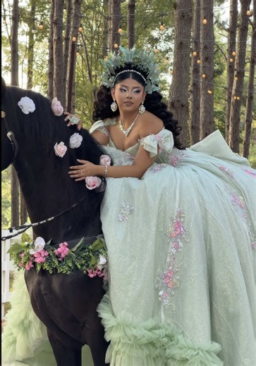 Pov: you’re a 2026 quinceañera and had THE quinceañera of the year✨ @𝒜𝓂𝒾𝑔𝒾𝓈ℯ𝓁𝓁ℯ Hair @peinadoslupita MUA & Crown @Elvira MUA Ranch @Rancho Monsivais Thank you @Ami&Lety for making this possible!!🩵 #xv #quinceañera #xvdress #misquince #houstonquinceañera
