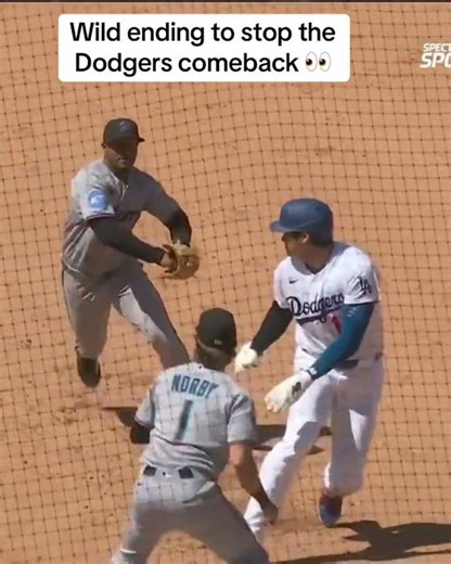 Freddie Freeman hit into a bases loaded double-play in the bottom of the ninth...