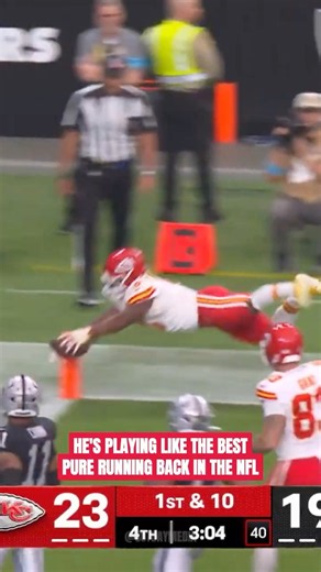 Kenneth Walker III Ran Wild vs Raiders 🔥