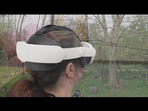 Hospitals test VR headsets to ease patient stress and anxiety