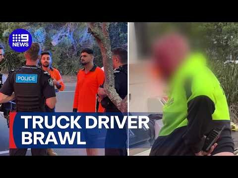Wild brawl erupts between tow truck drivers | 9 News Australia