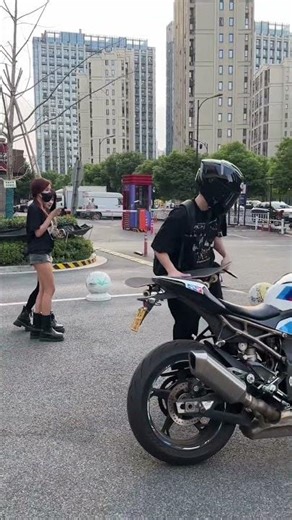 Hey girls, please give back my dog! #motorcycle #skateboard #love #moto #race #skate