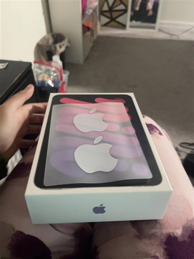 Only real Apple users have Apple sticker. U can find dis in da the Apple box paper I have two pack of stickers which is four Apple stickers from my iPad mini 6 and iPhone 10 12 pro max Dey said I’m talking shitt becuz I have proof and becuz Dey don’t have it it’s maybe old at least it’s expensive and original now tell me I’m talking shit🤣 #huzzmad #notbeefingwithnobodychild🤣