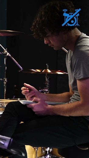 The Offspring Drummer Hears MJ For The First Time #drumeo #brandonpertzborn #michaeljackson