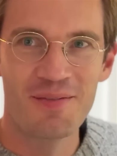 Happy dirdeeeee 🤣 #viral #pewdiepie | pewdiepie bjorn