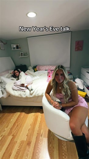 New Year’s Eve Talk with Friends