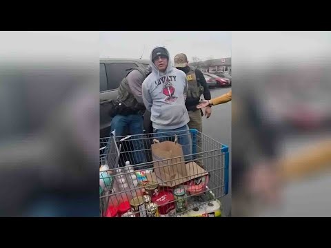 ICE no da respiro, ni siquiera en Navidad, con los operativos migratorios | Noticias Telemundo