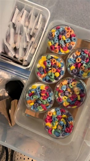 Trying a candle lamp with the Froot Loops Mini #frootloops #candlelamp #fyp #viral #helpsmallbusinessgrow