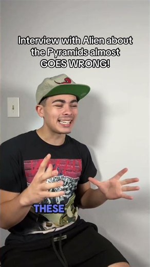 INTERVIEW WITH AN ALIEN ALMOST GOES WRONG! #alien #meme #pyramid #jokes