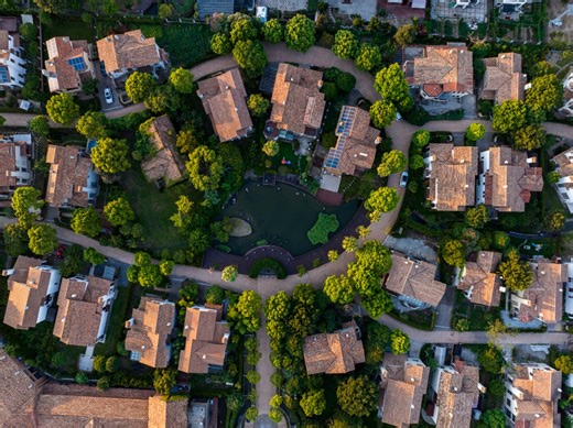 $100K qualifies as ‘lower-middle class’ in these 12 states