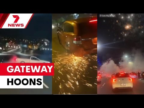 Hoons take over Gateway Bridge | 7NEWS